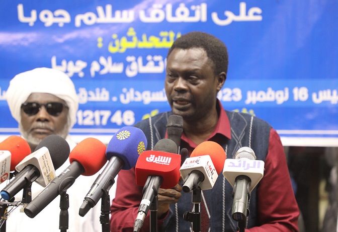 مناوي: غادرت  محطة الحياد بسبب انتهاكات الدعم السريع التي ترقى إلى الإبادة الجماعية